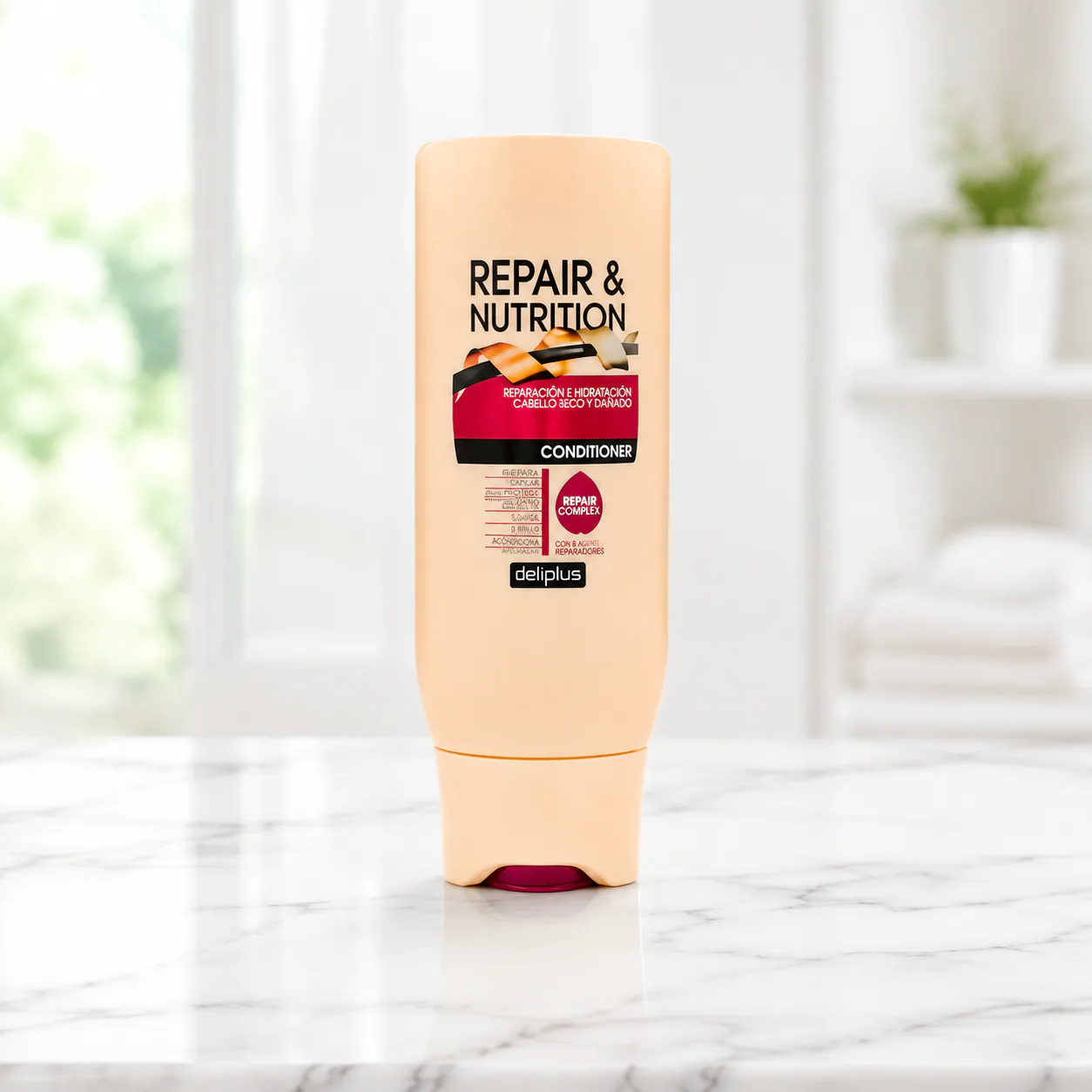 Après-shampooing Repair & Nutrition aux 8 agents réparateurs pour cheveux secs et abîmés Deliplus
