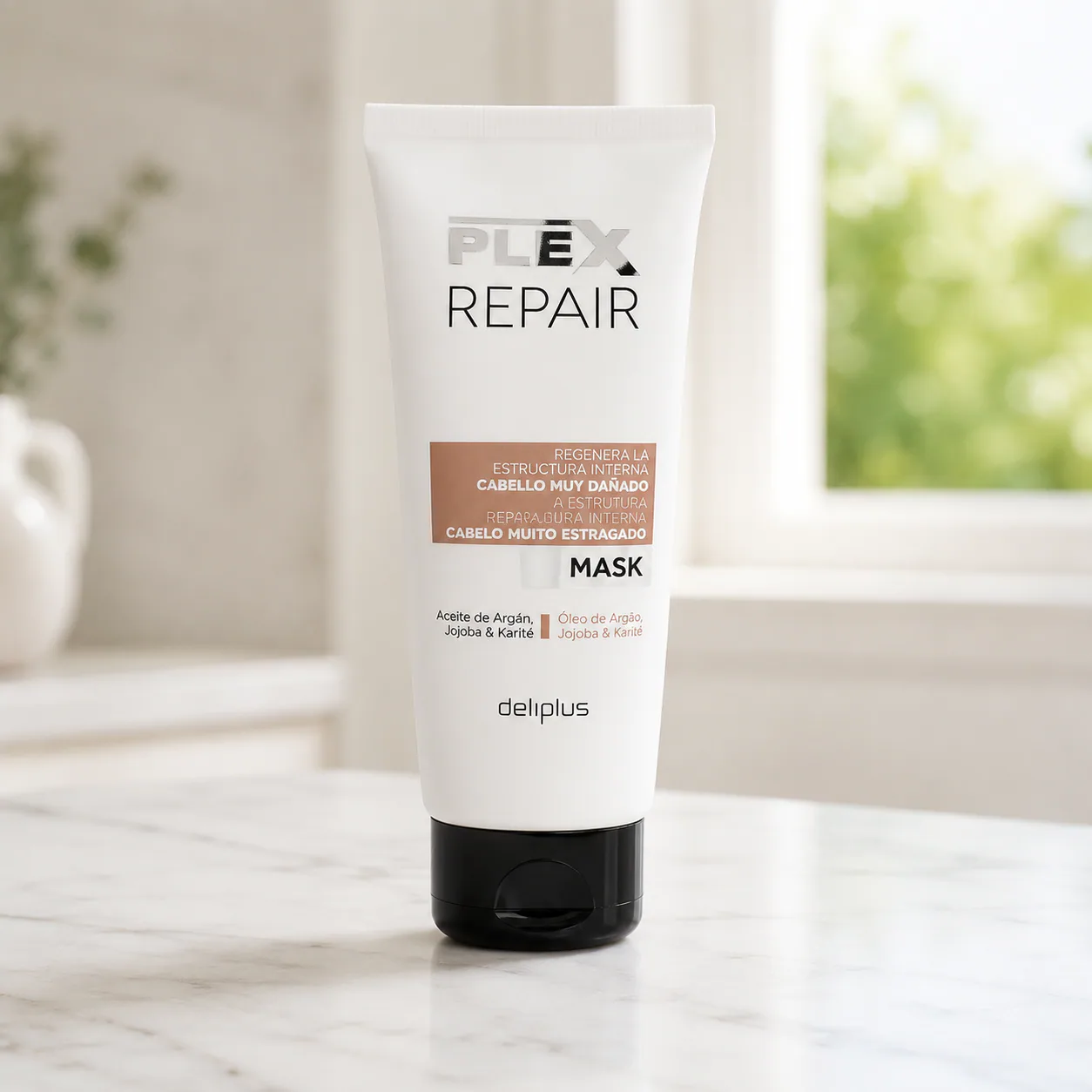 Masque Plex Repair à l’argan, au jojoba et au karité pour cheveux très abîmés Deliplus