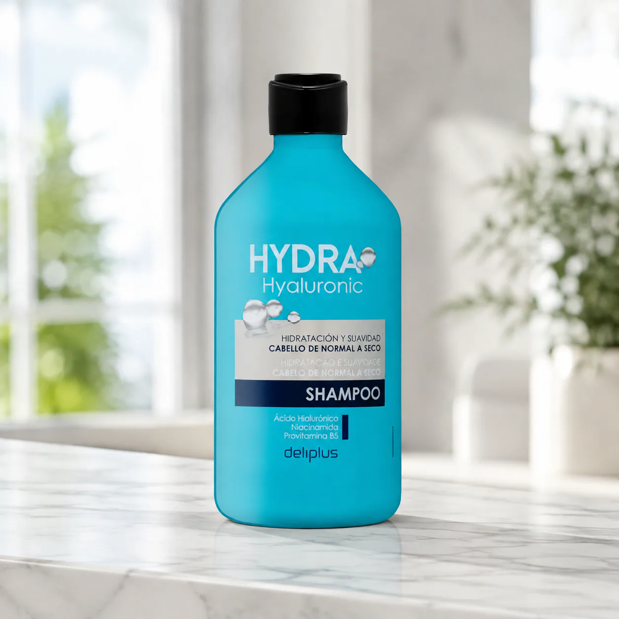 Shampooing Hydra Hyaluronic à l’acide hyaluronique, niacinamide et provitamine B5 pour cheveux normaux à secs Deliplus